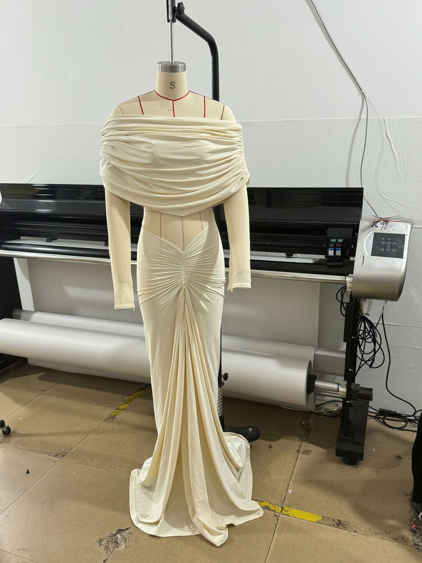Beige Women Prom Dress Sexy Of - Women'S Formal Wear For Wedding Guest บทวิจารณ์และราคา