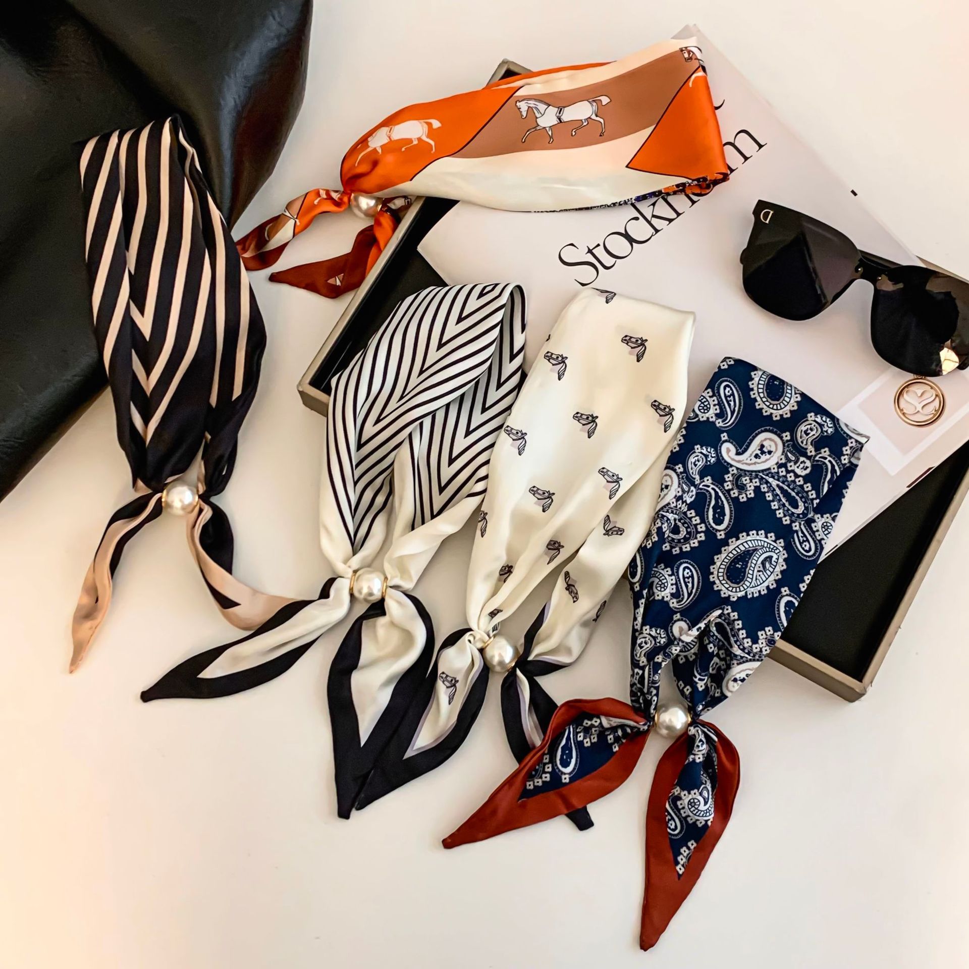 Cashew Flower Silk Scarf Effor - Scarf Silk Neck บทวิจารณ์และราคา