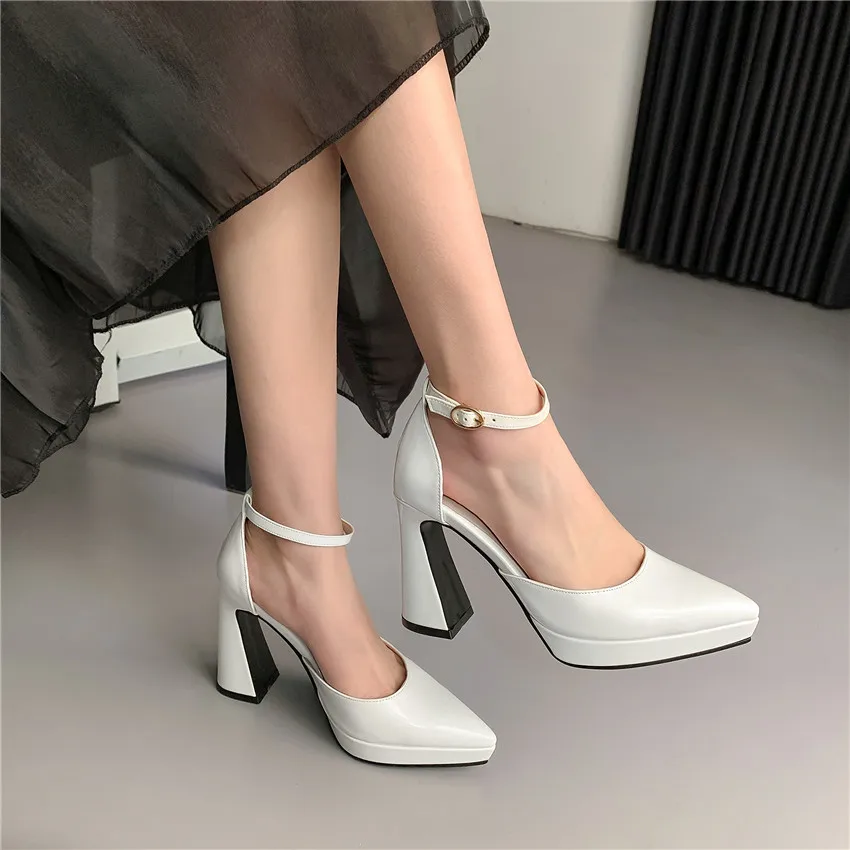 Red Black Patent Leather Platf - Women Formal Wear For Summer บทวิจารณ์และราคา