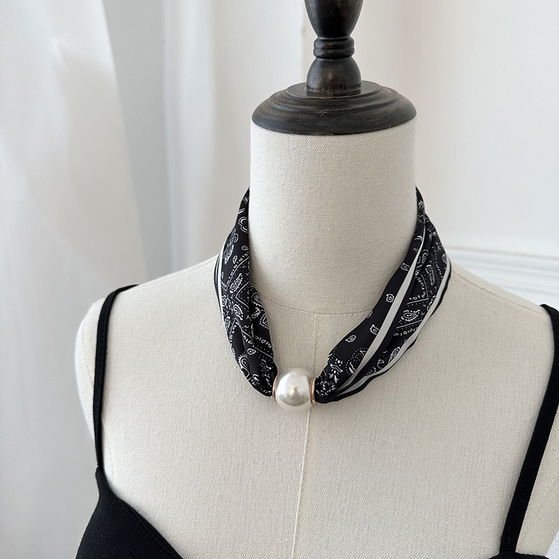Printed Silk Scarf with Magnet - Scarf Silk Neck บทวิจารณ์และราคา
