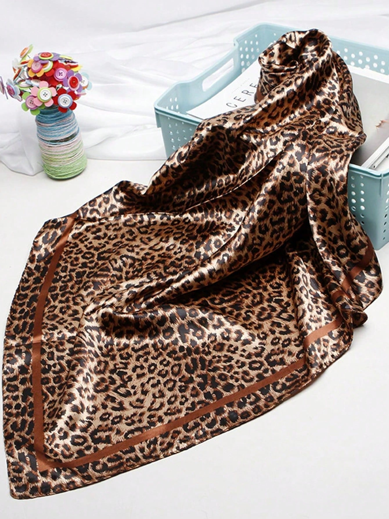 90cm Leopard Print Neckerchief - Scarf Silk Neck บทวิจารณ์และราคา