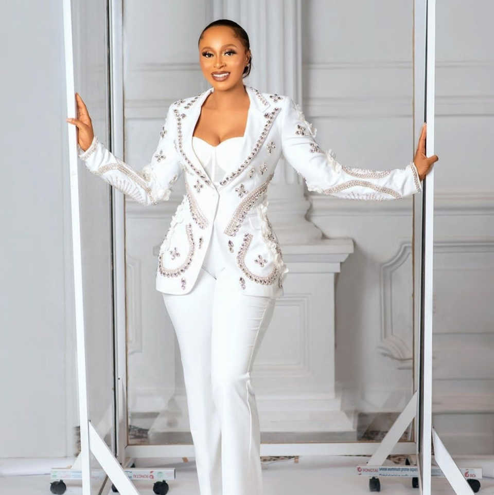 Luxury Women Pants Suits 2 Pcs - Women'S Formal Wear For Wedding Guest บทวิจารณ์และราคา