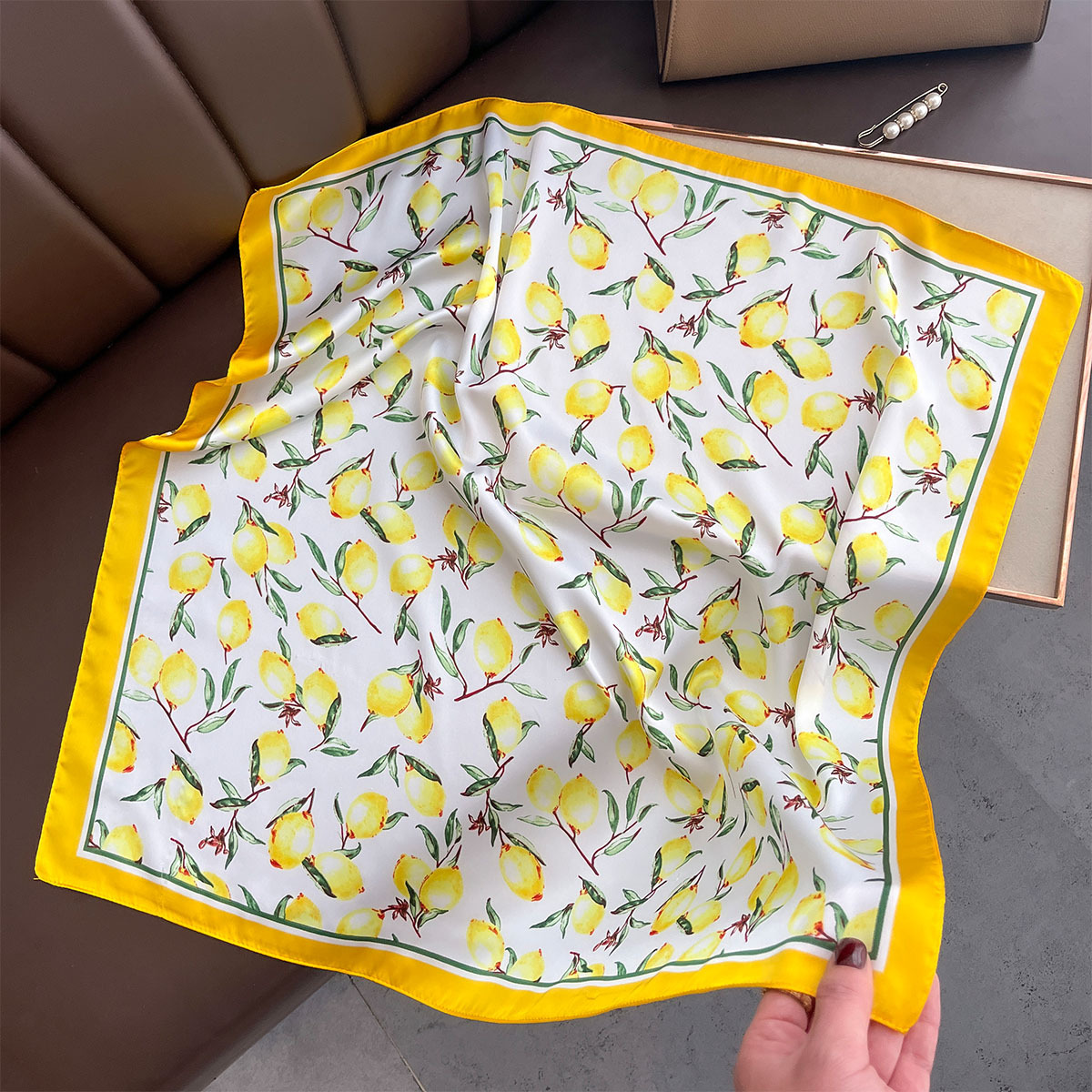 2025 New Yellow Lemon Print Sq - Scarf Silk Neck บทวิจารณ์และราคา